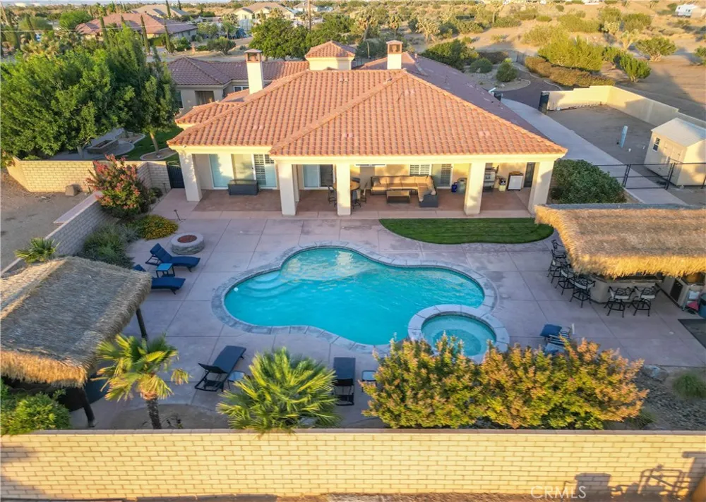 10230 Bellflower Street Oak Hills, CA 92344