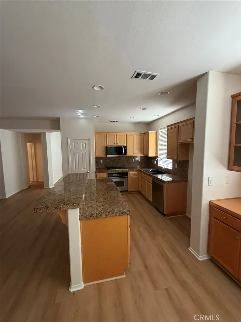13782 Lobelia Hesperia, CA 92344