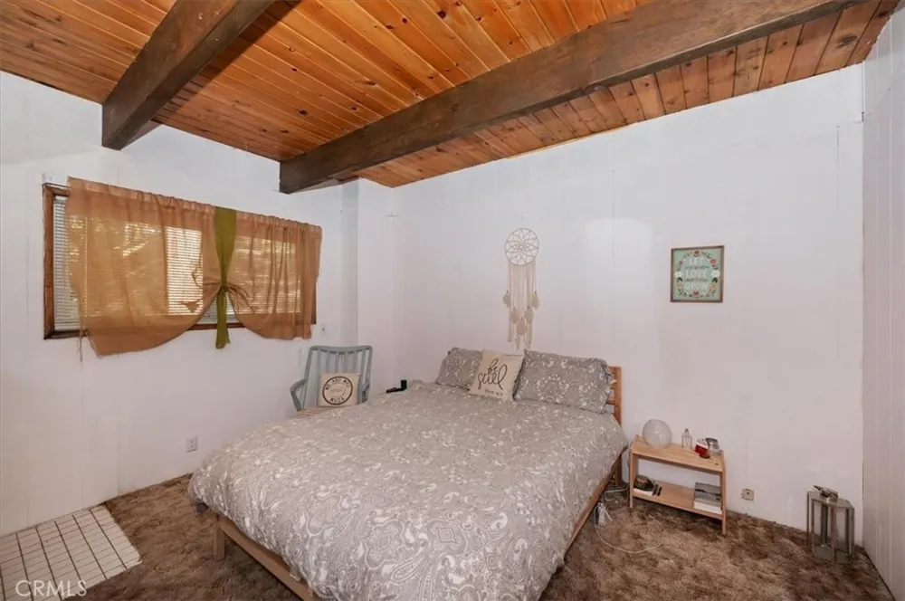 802 Knight Court Lake Arrowhead, CA 92352