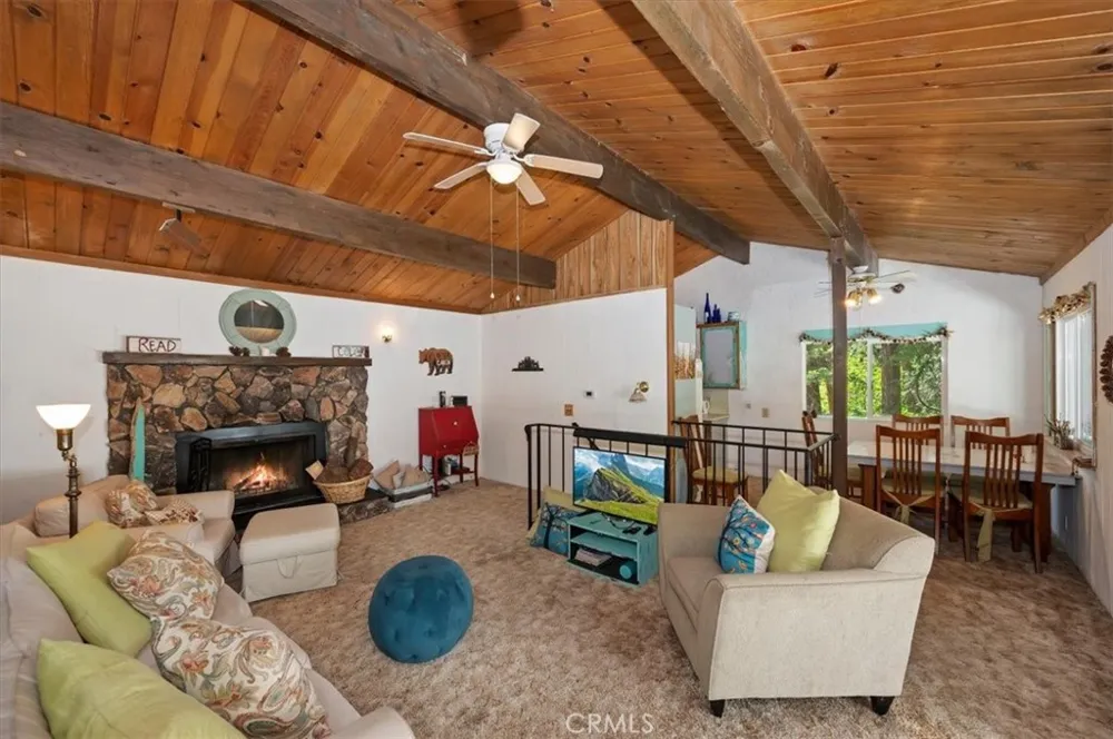 802 Knight Court Lake Arrowhead, CA 92352
