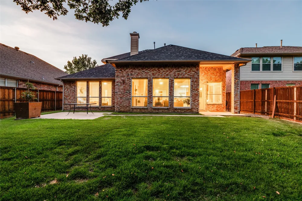 1706 Tealwood Lane Corinth, TX 76210