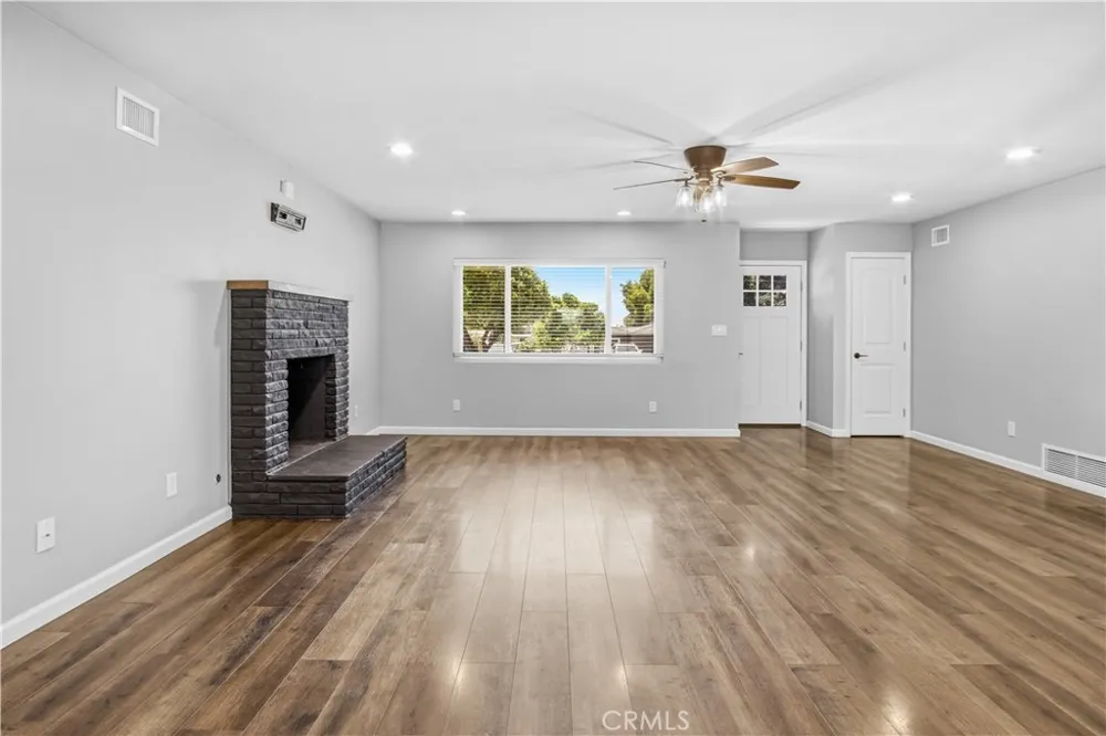 2367 Golden Avenue Lemon Grove, CA 91945