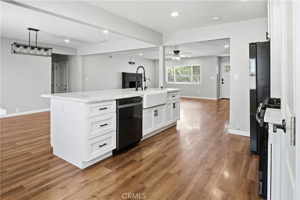 2367 Golden Avenue Lemon Grove, CA 91945