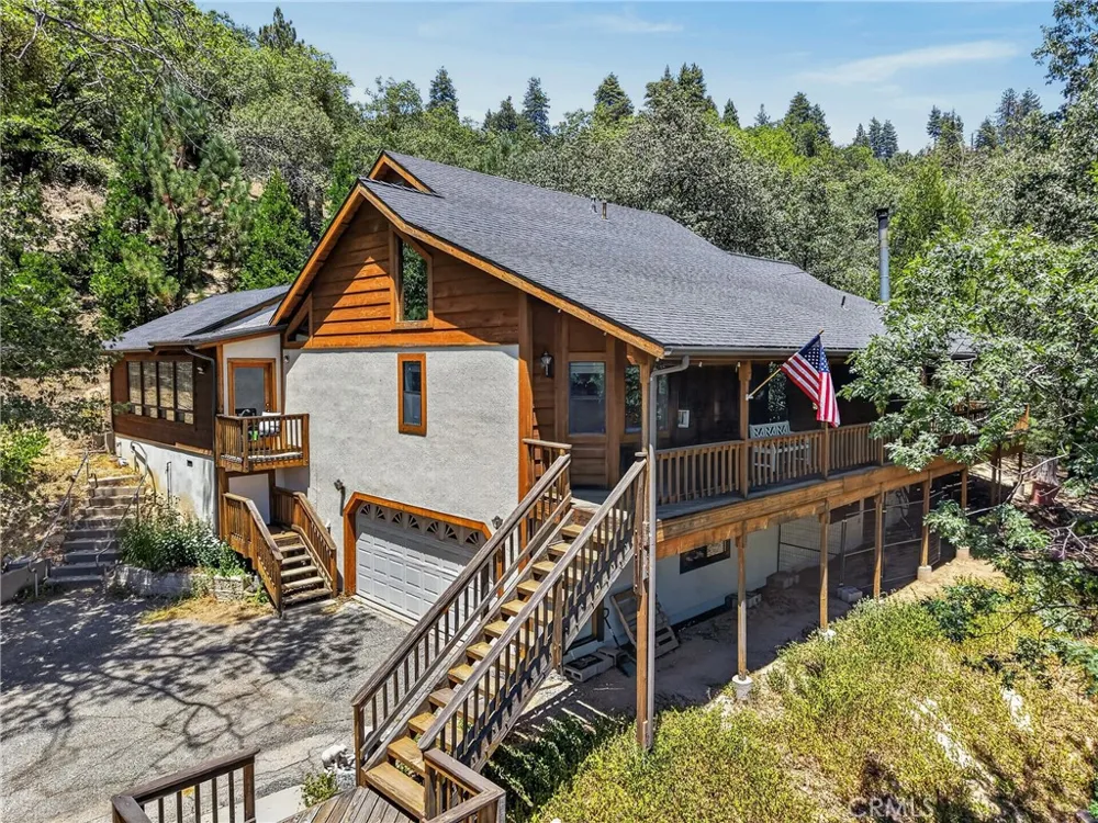 77 Park Drive Running Springs, CA 92382
