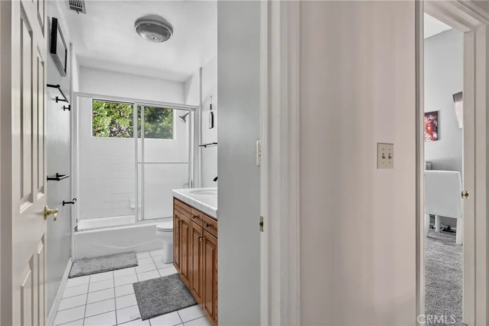 77 Park Drive Running Springs, CA 92382