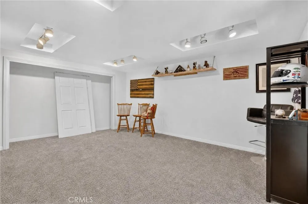 77 Park Drive Running Springs, CA 92382