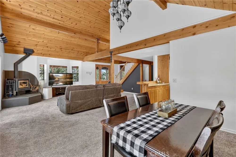 77 Park Drive Running Springs, CA 92382
