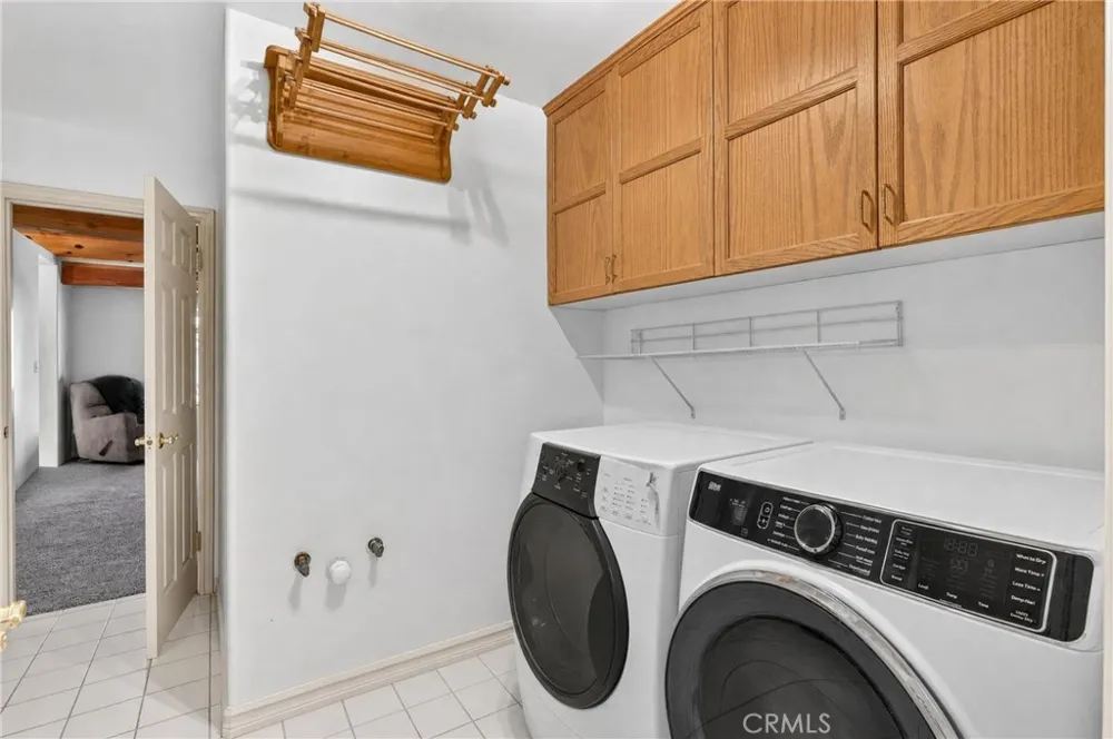 77 Park Drive Running Springs, CA 92382