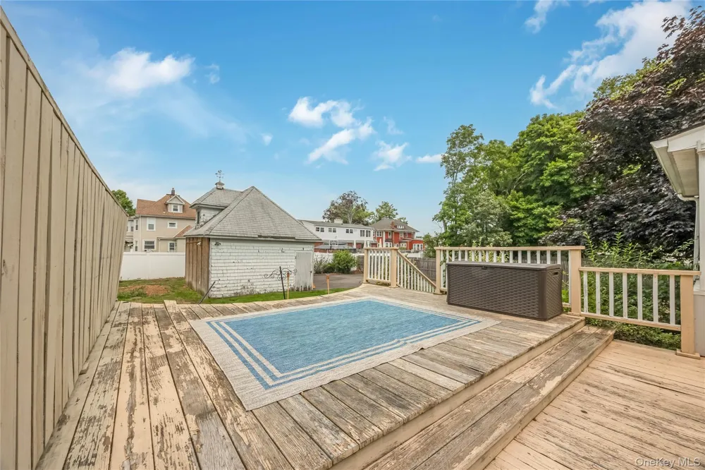 338 Southside Avenue Freeport, NY 11520