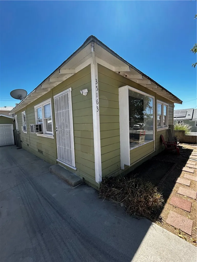 35163 Acacia Avenue Yucaipa, CA 92399