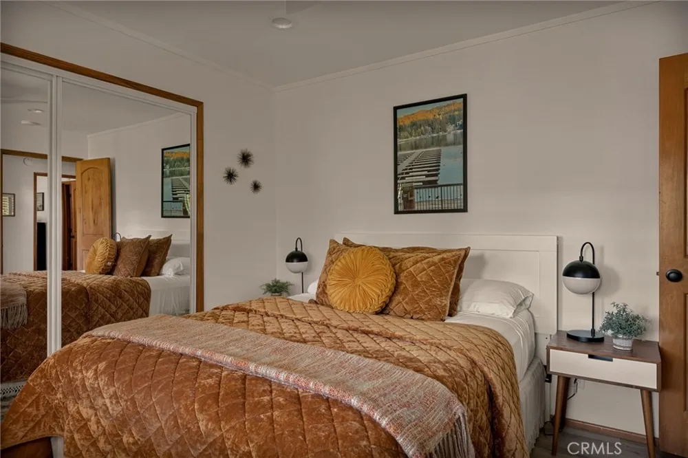 345 Summit Road Lake Arrowhead, CA 92352