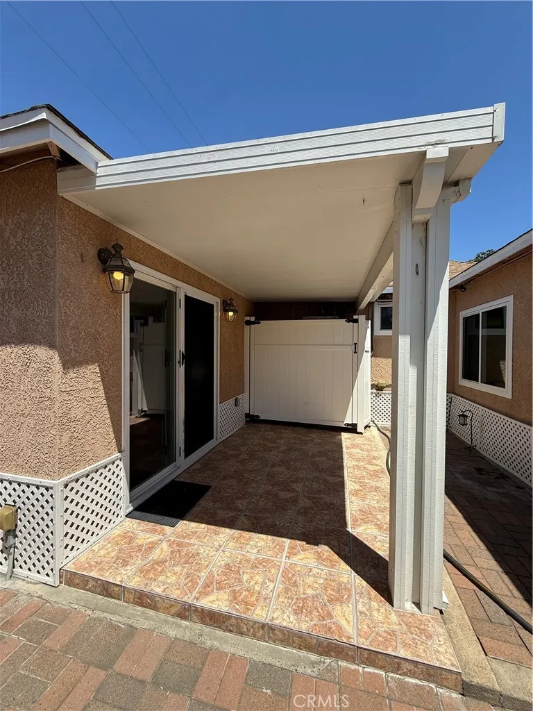 11421 Alburtis Norwalk, CA 90650