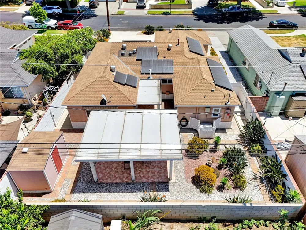 11421 Alburtis Norwalk, CA 90650