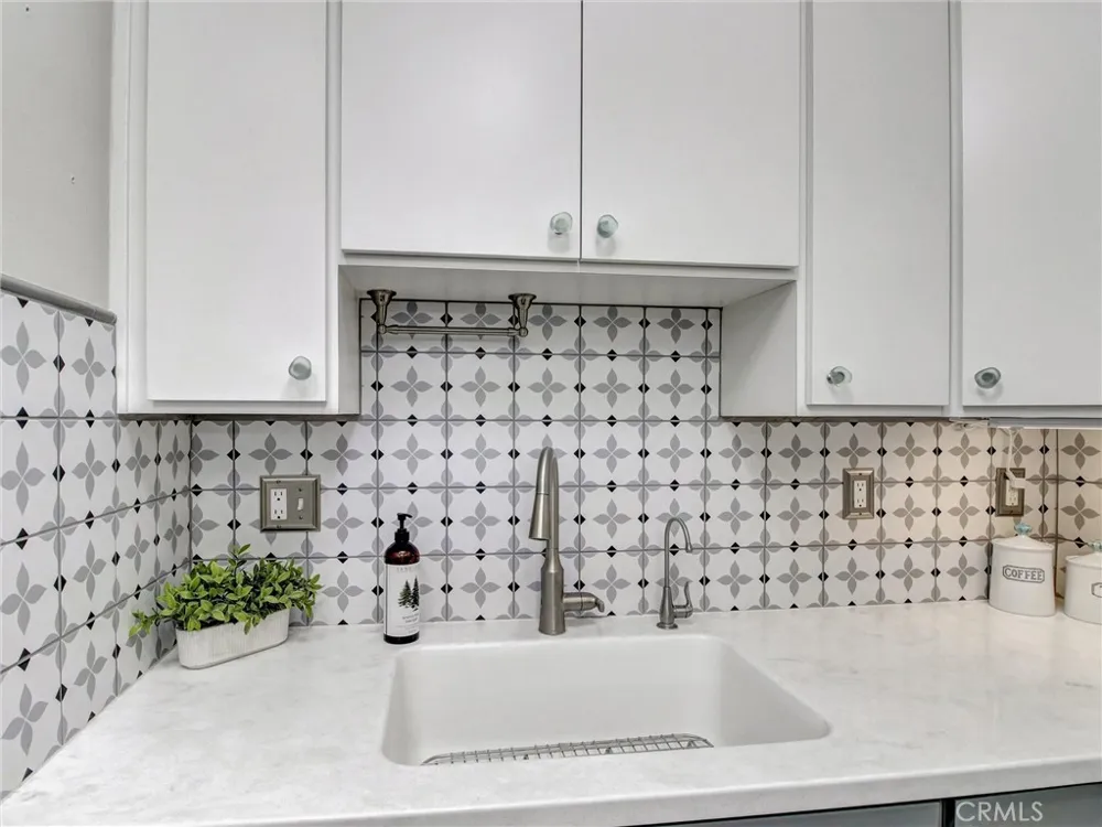 11421 Alburtis Norwalk, CA 90650