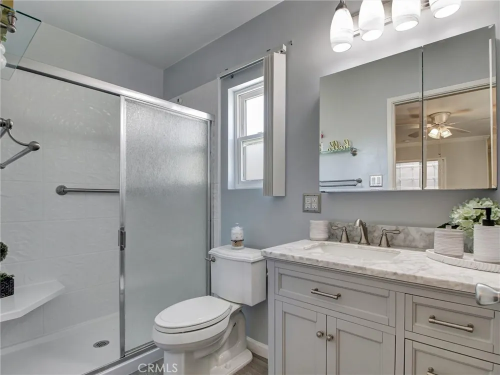 11421 Alburtis Norwalk, CA 90650