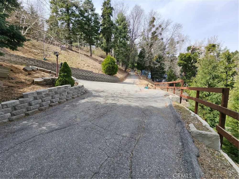 30914 Old City Creek Road Running Springs, CA 92382