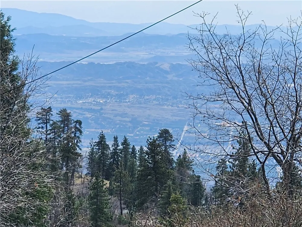 30914 Old City Creek Road Running Springs, CA 92382