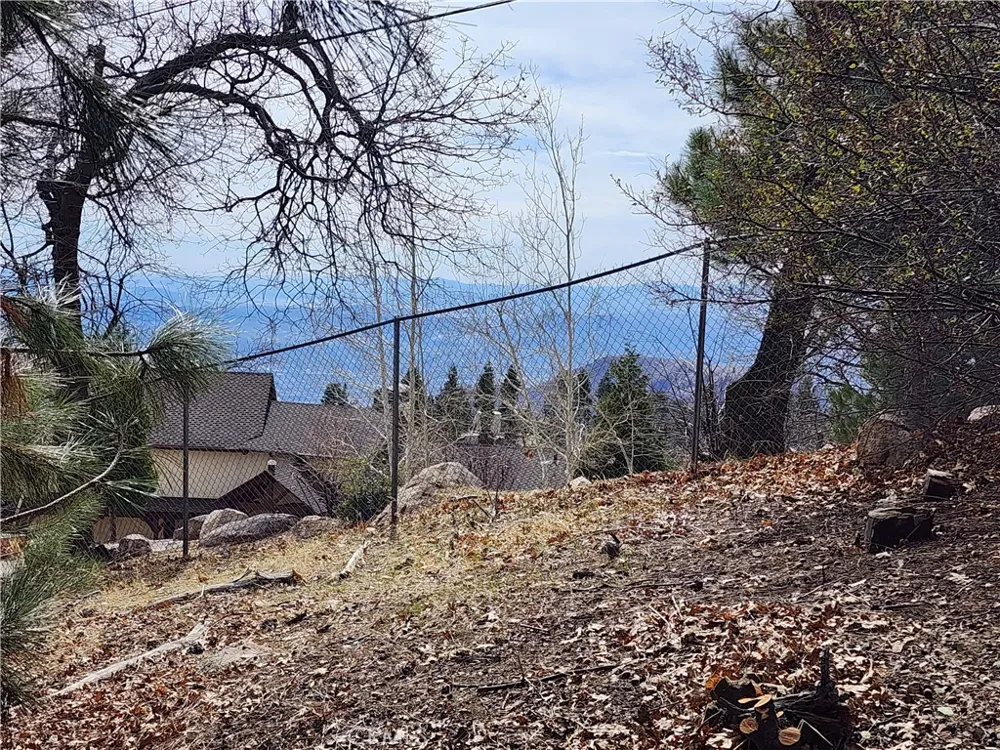 30914 Old City Creek Road Running Springs, CA 92382