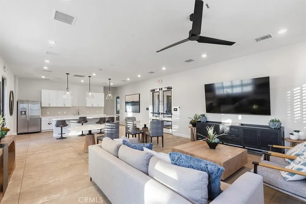 385 Cachuma Court Rialto, CA 92377