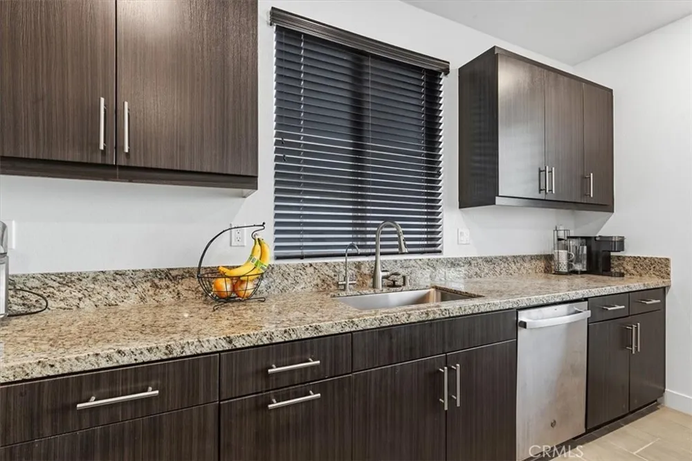 385 Cachuma Court Rialto, CA 92377