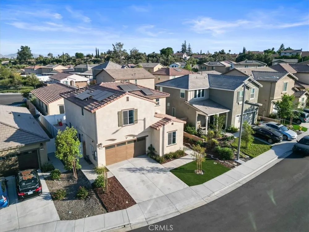 385 Cachuma Court Rialto, CA 92377