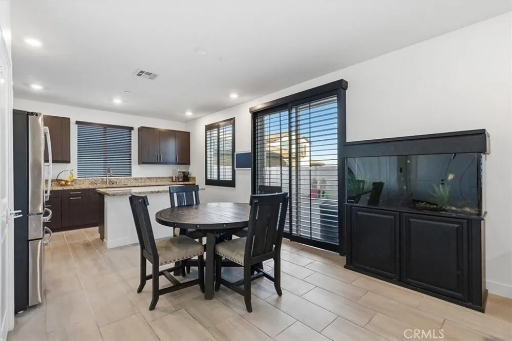 385 Cachuma Court Rialto, CA 92377