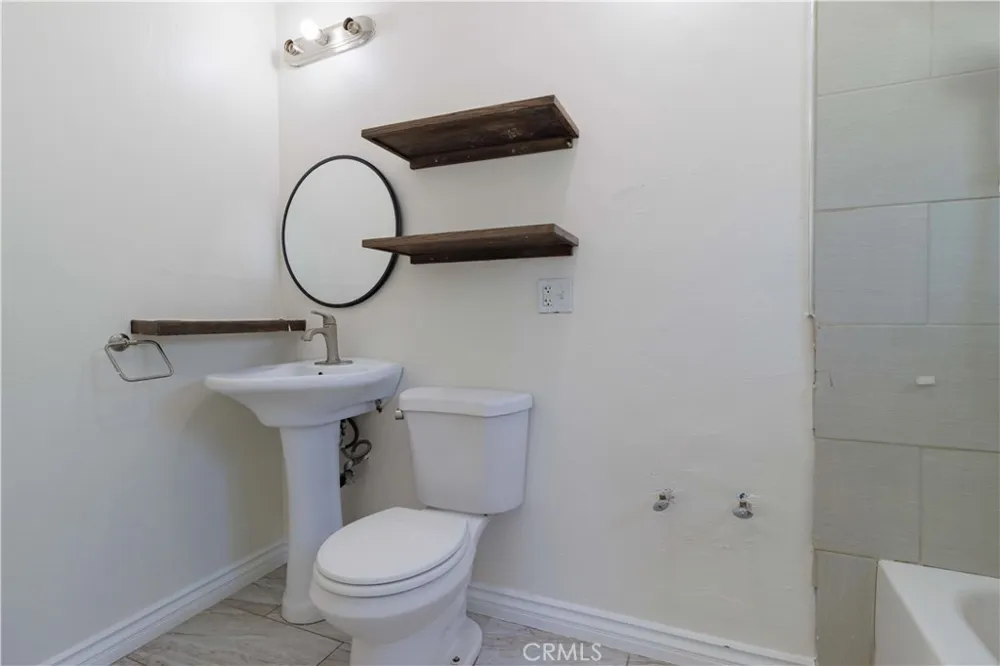 268 E 45th San Bernardino, CA 92404