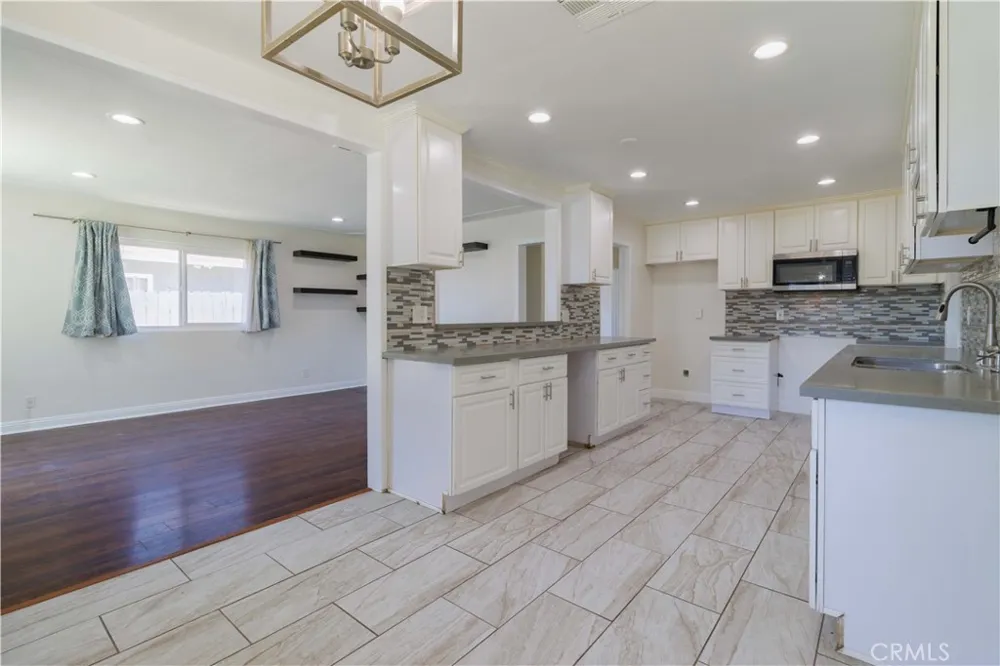 268 E 45th San Bernardino, CA 92404