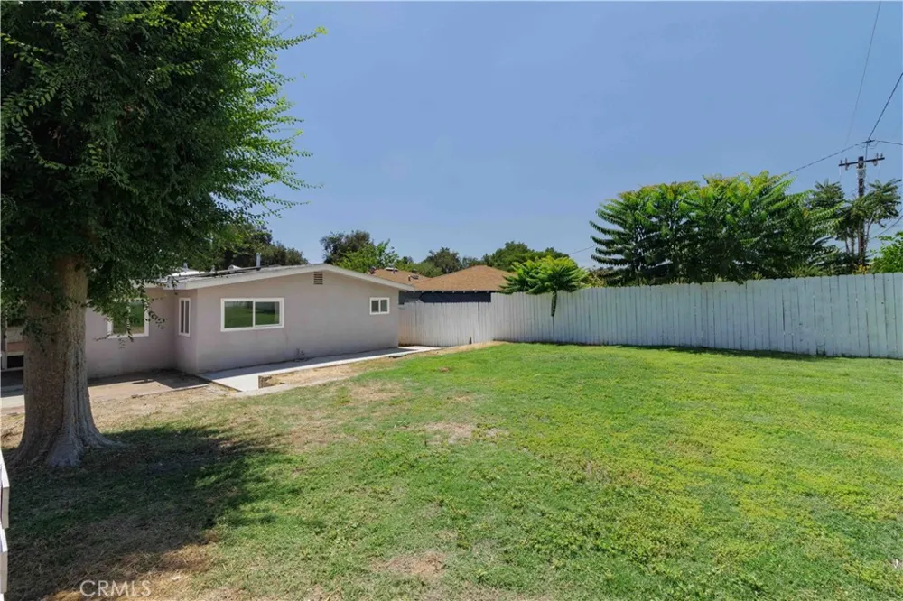 268 E 45th San Bernardino, CA 92404