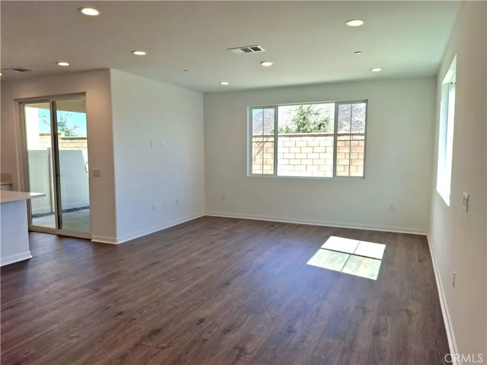 31367 TRAPPERS LOOP Winchester, CA 92596