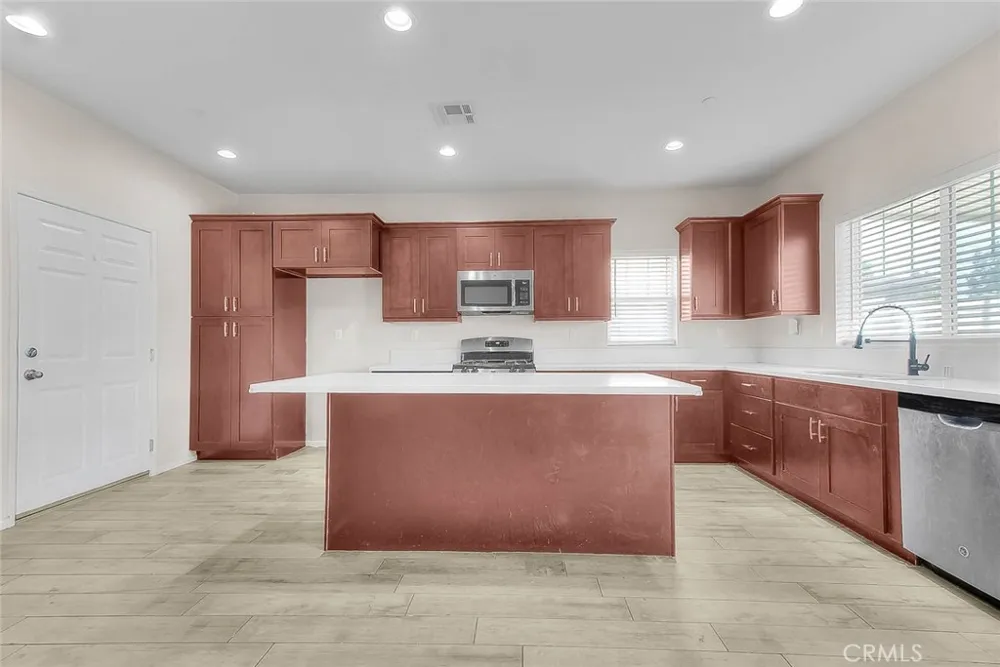 1616 Constant  Trail San Jacinto, CA 92582