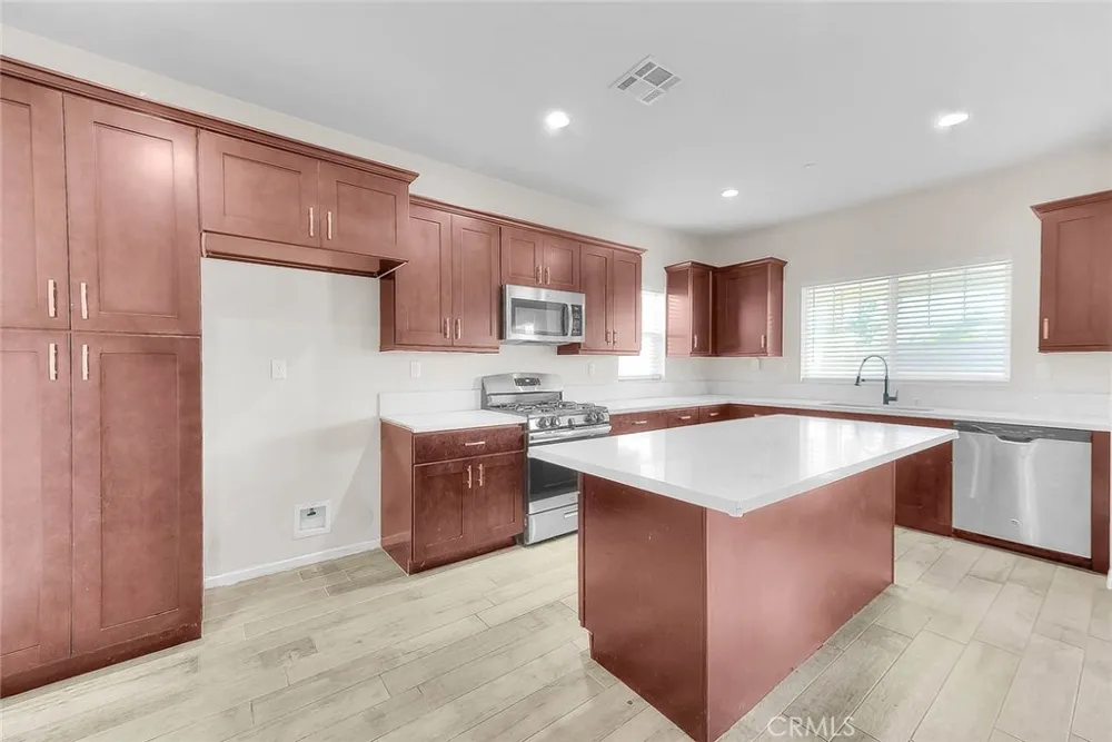 1616 Constant  Trail San Jacinto, CA 92582