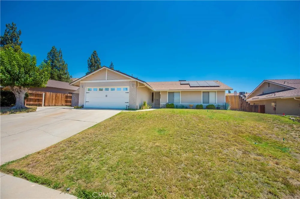 2905 Pepper Street Highland, CA 92346