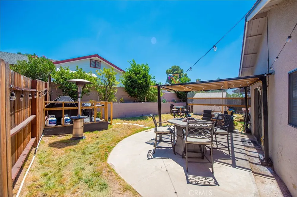 2905 Pepper Street Highland, CA 92346