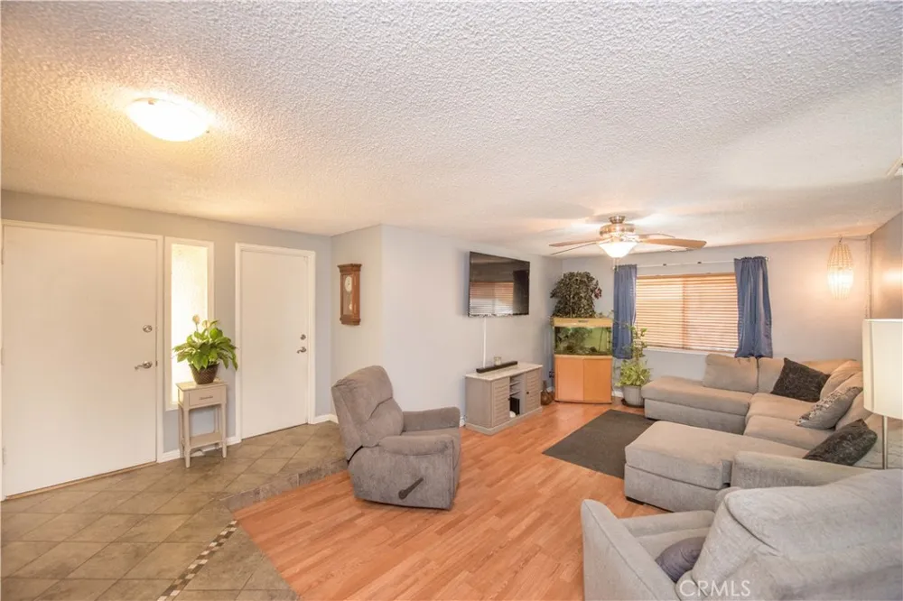 2905 Pepper Street Highland, CA 92346