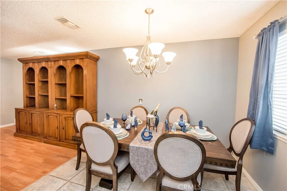 2905 Pepper Street Highland, CA 92346