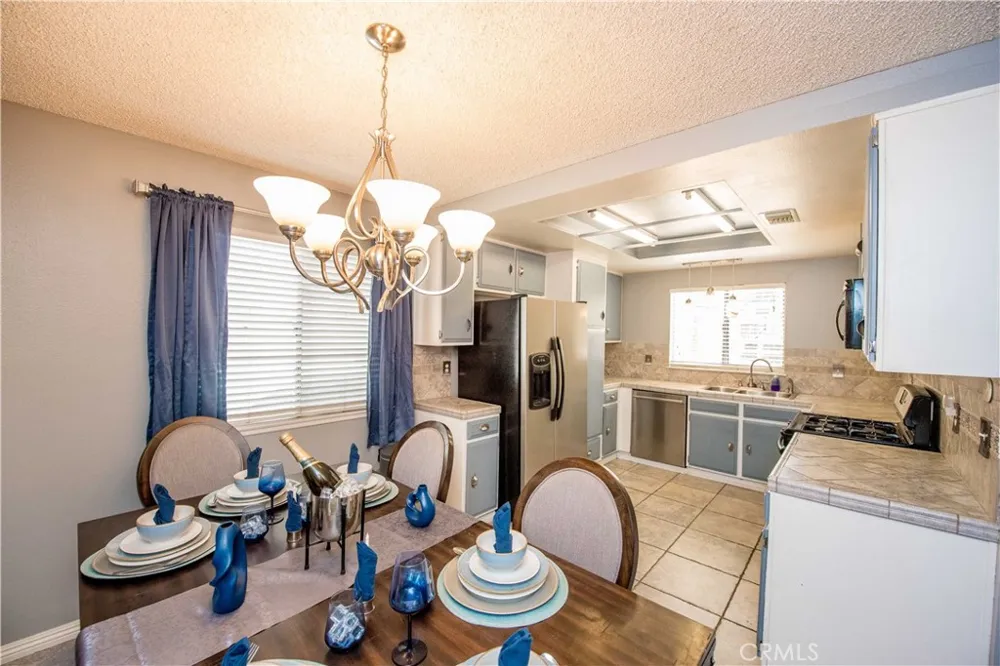 2905 Pepper Street Highland, CA 92346