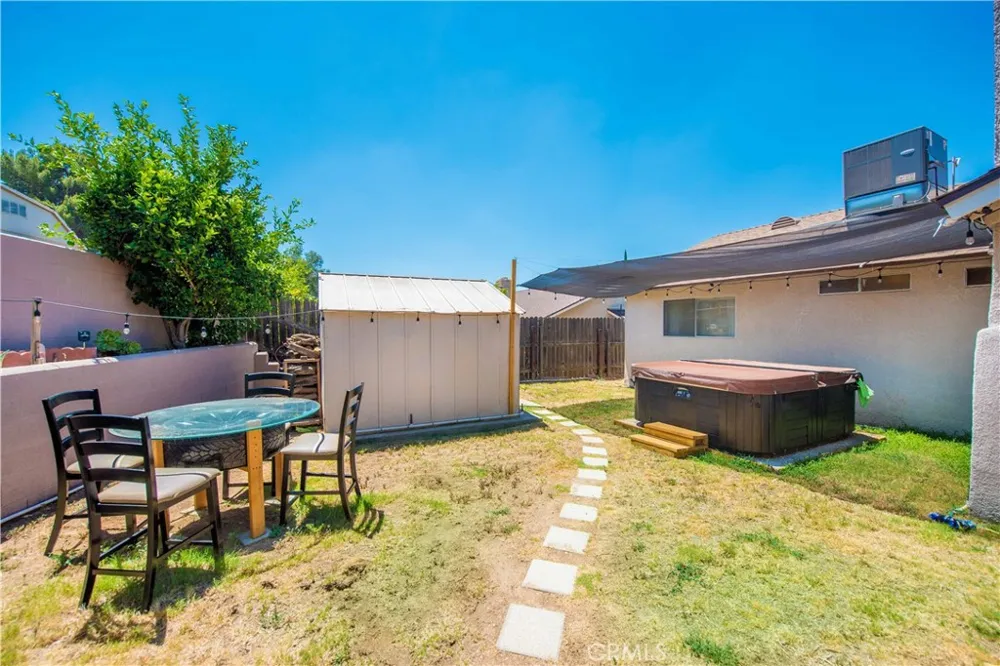 2905 Pepper Street Highland, CA 92346