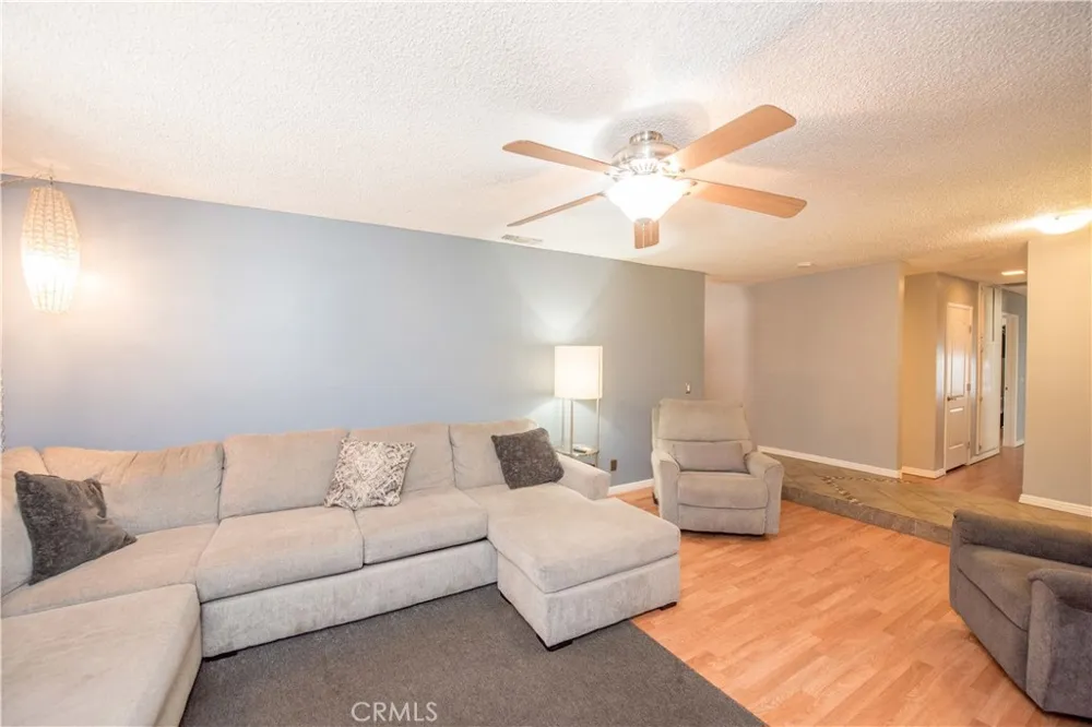 2905 Pepper Street Highland, CA 92346