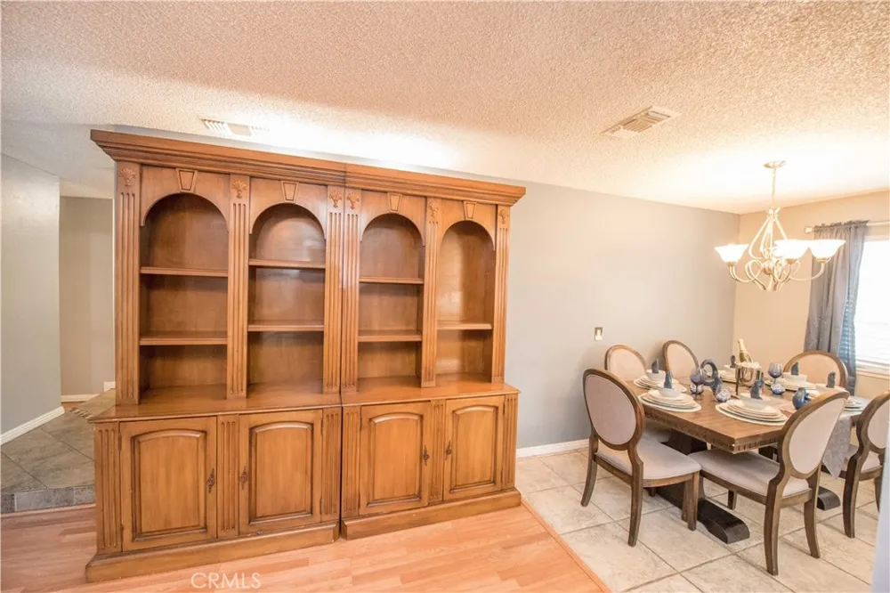 2905 Pepper Street Highland, CA 92346