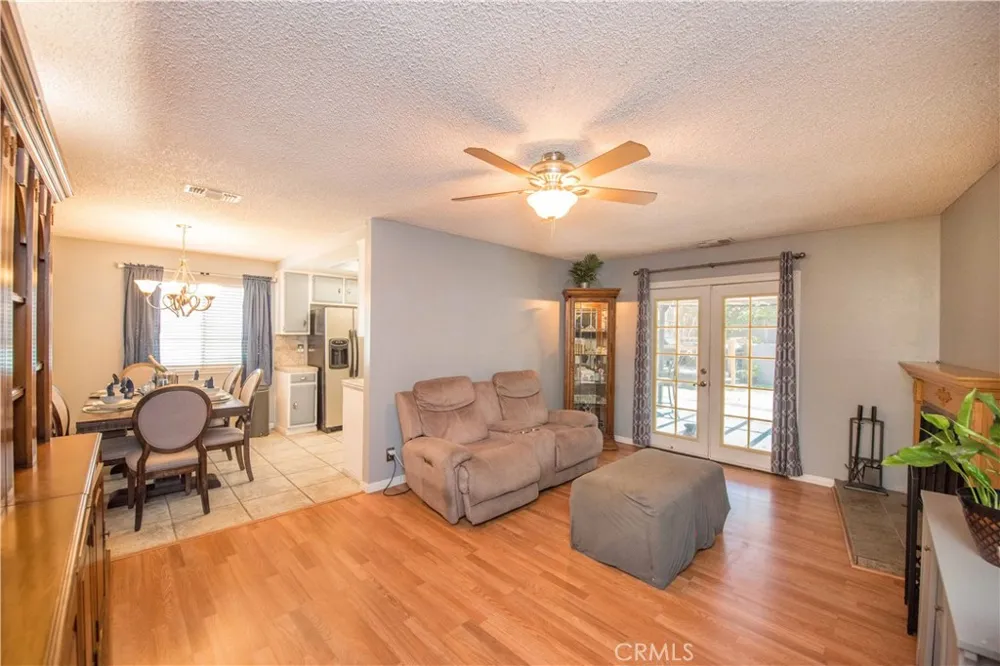 2905 Pepper Street Highland, CA 92346