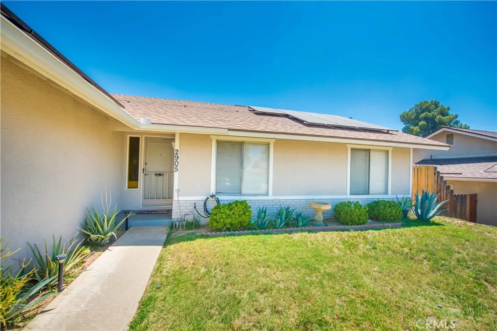 2905 Pepper Street Highland, CA 92346