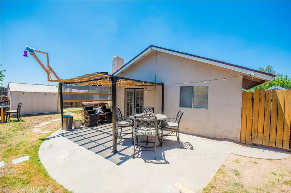 2905 Pepper Street Highland, CA 92346