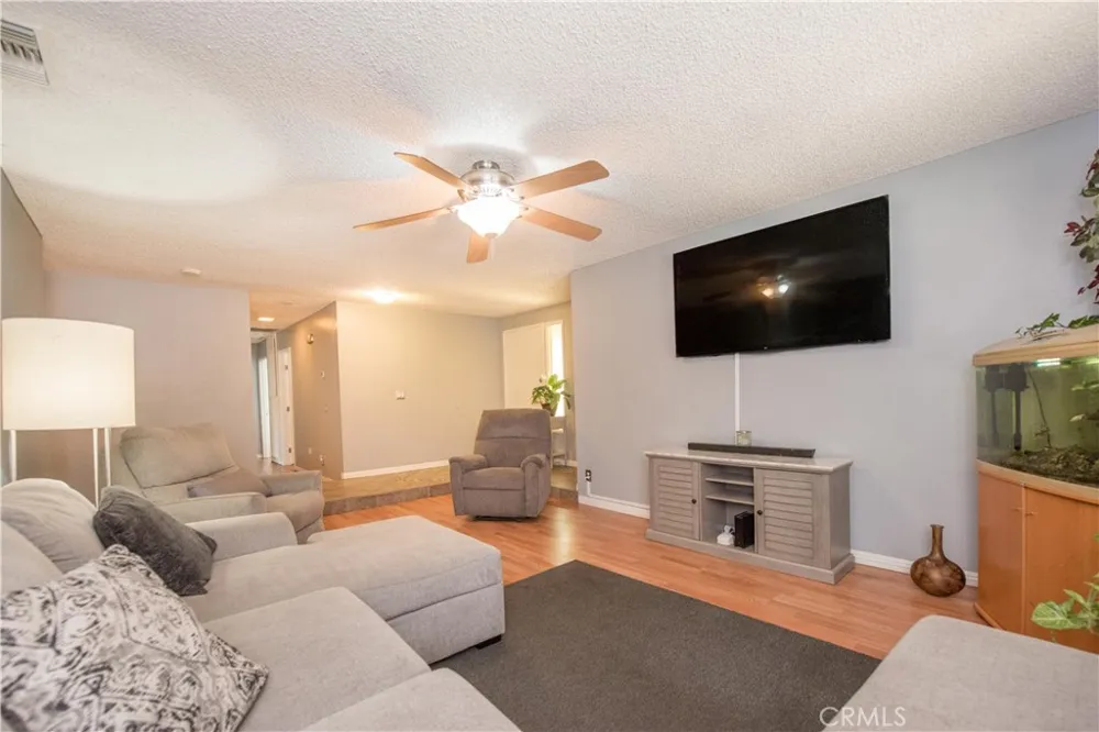 2905 Pepper Street Highland, CA 92346