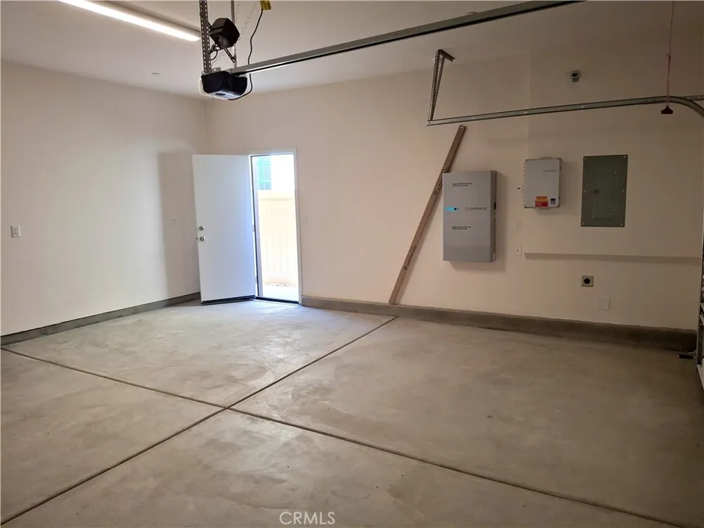 31326 SISKIYOU PASS COURT Winchester, CA 92596