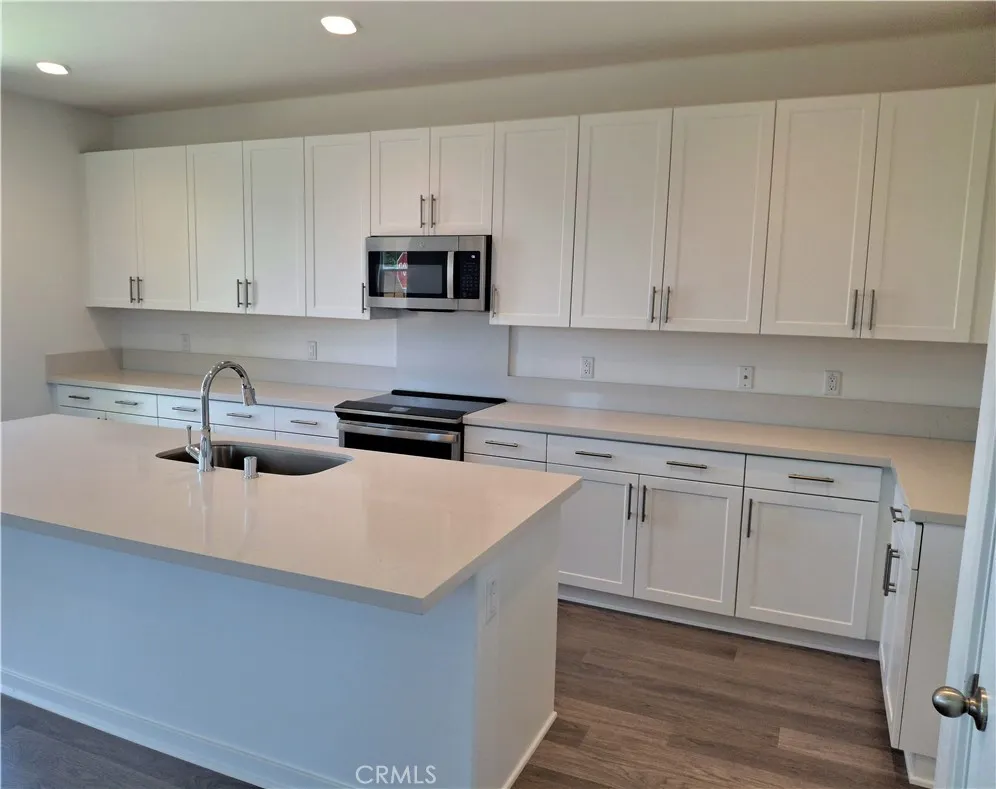 31326 SISKIYOU PASS COURT Winchester, CA 92596