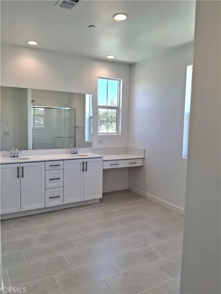 31326 SISKIYOU PASS COURT Winchester, CA 92596