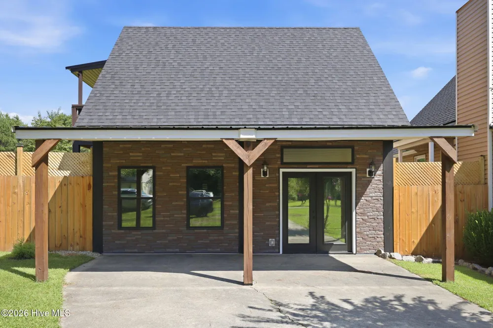 208 Dixon Circle Washington, NC 27889