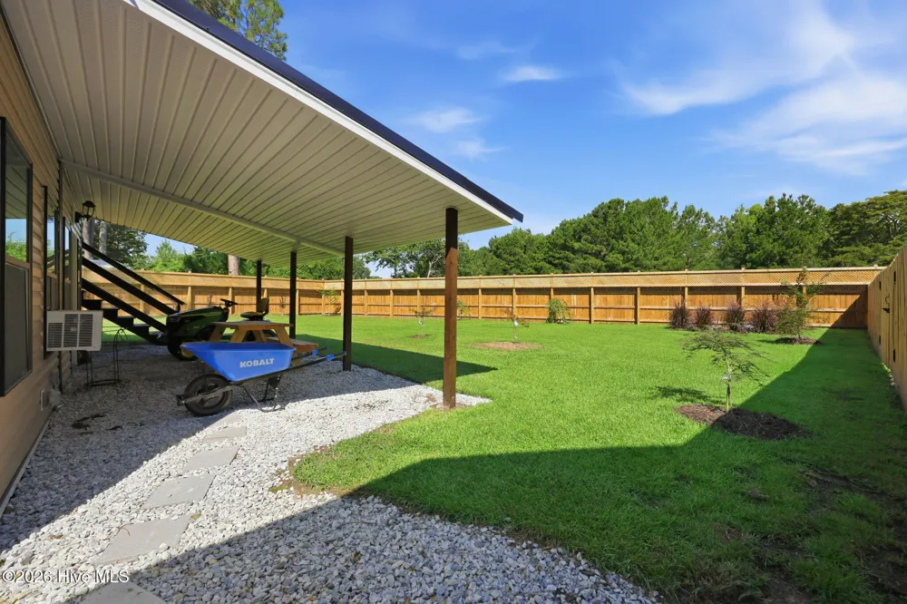 208 Dixon Circle Washington, NC 27889