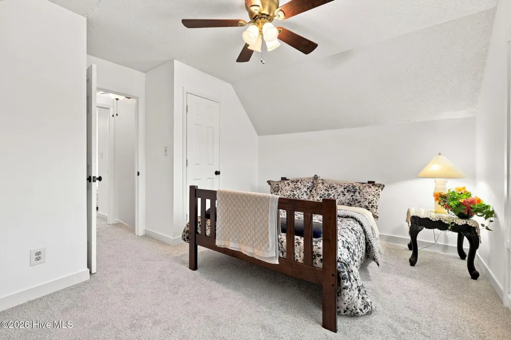 208 Dixon Circle Washington, NC 27889